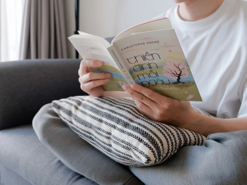 Đọc sách mỗi ngày để có thêm cảm hứng