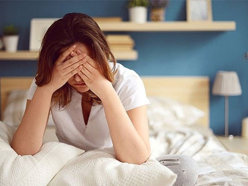 Thiếu ngủ hoặc lối sống không lành mạnh